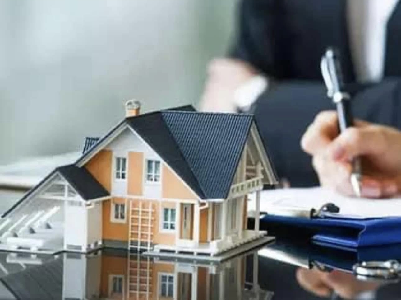 Asistență juridică imobiliară — consultanță pentru cumpărarea unui imobil